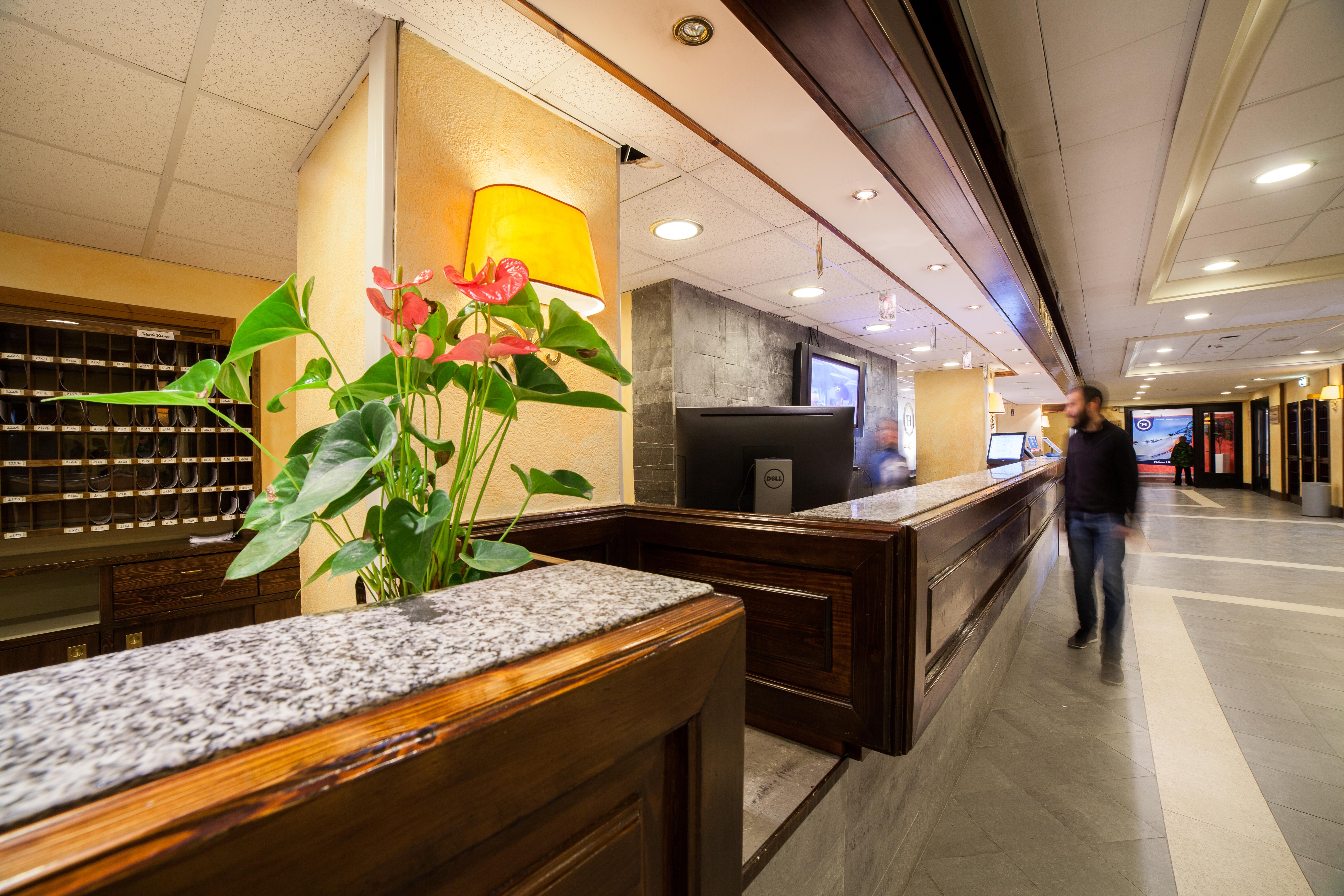 Th La Thuile - Planibel Hotel ภายนอก รูปภาพ