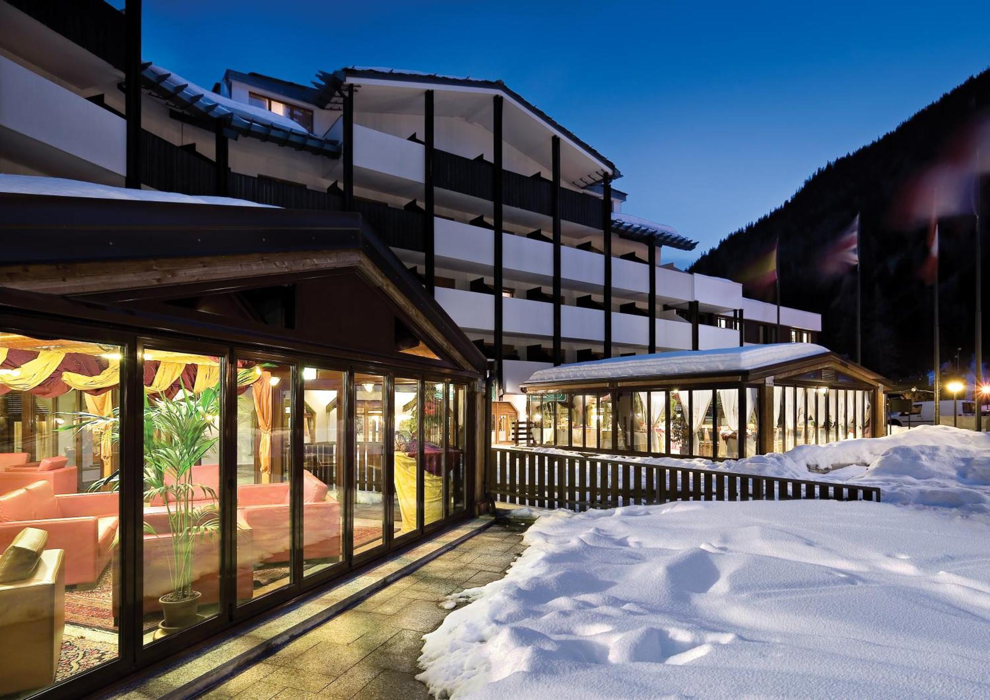 Th La Thuile - Planibel Hotel ภายนอก รูปภาพ